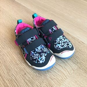 NWOT plae ty girls shoes size 10.5